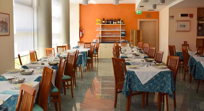 Sala ristorante polivalente - Hotel Antares