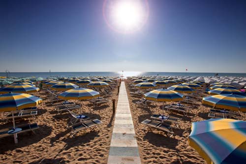 Spiaggia privata - Hotel Antares Alba Adriatica